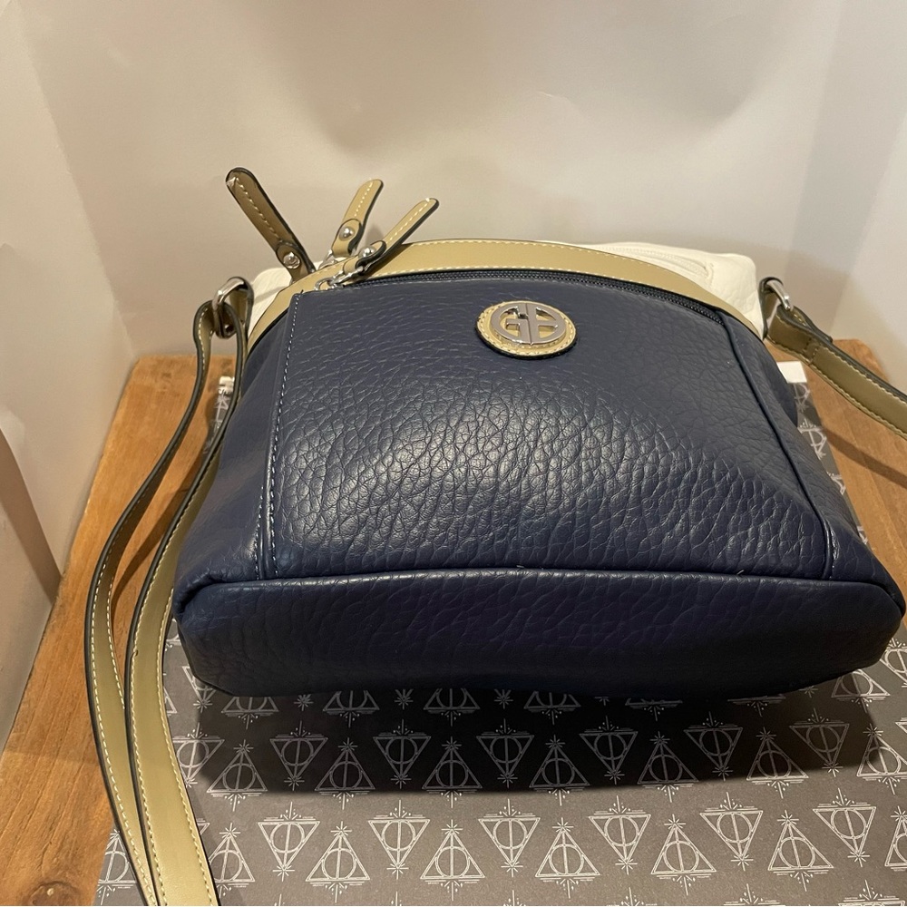 Giani Bernini Navy, Cream, and Tan Crossbody Bag - Picture 3 of 8